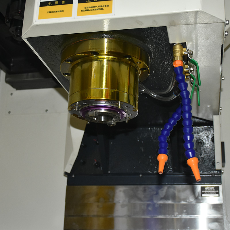 VMC855 Dikey İşleme Merkezi